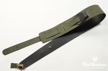 Plain Leather - Ebony & Round Studs